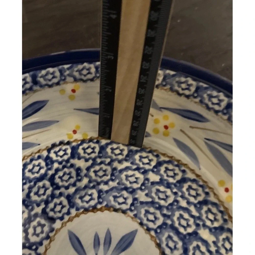 Temptations Old World Blue Floral 1.1 Quart Round‎ Pie Quiche Pan Handles